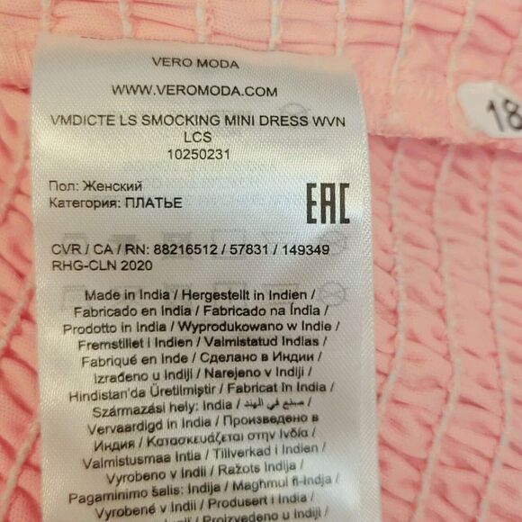 Vero Moda Ducte Smocked Floral Geranium Pink Size XS Mini Dress - Picture 6 of 8